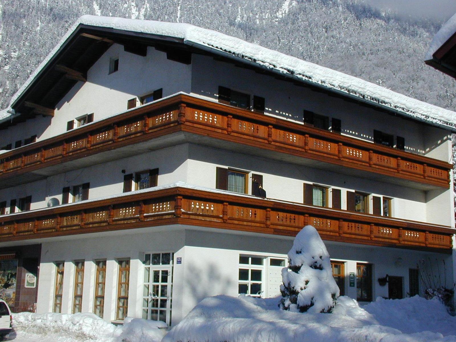 Haus Alpenrose Hotel Obertraun Exterior photo